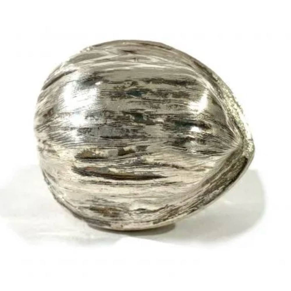 Sterling Silver Jacobo de Taxco for Lunt Textured Walnut Trinket Pill Snuff Box